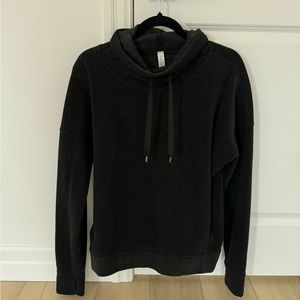 NWOT LULULEMON FLEECE FUNNEL NECK - SIZE 12